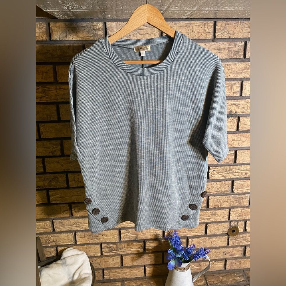 Lavish ribbed top
